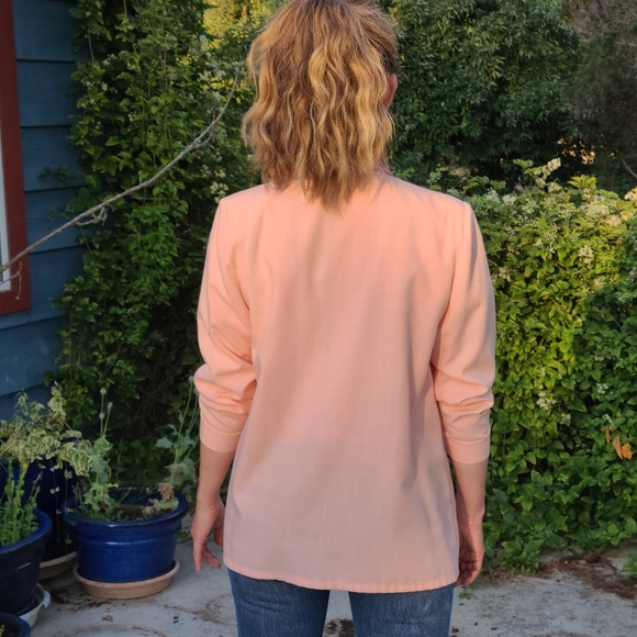 Vintage 80s Pink Linen Blazer w/ Shoulder Pads - Picture 6 of 9